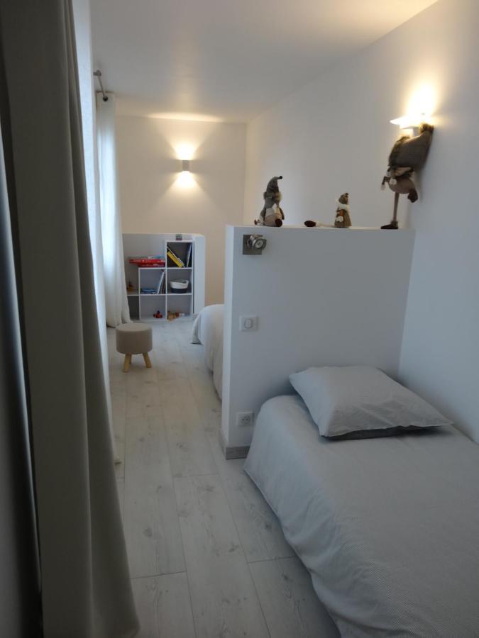 Les Petites Tuileries Bed & Breakfast Bray-sur-Seine Екстериор снимка