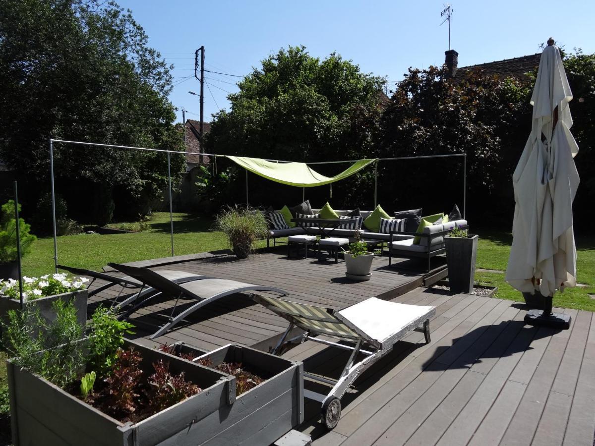 Les Petites Tuileries Bed & Breakfast Bray-sur-Seine Екстериор снимка